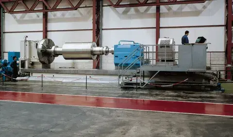 Torneado CNC de grandes dimensiones