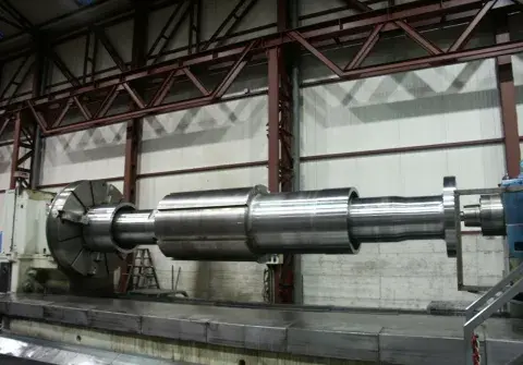 Torneado CNC de grandes dimensiones