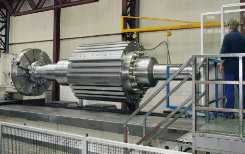 Torneado CNC de grandes dimensiones