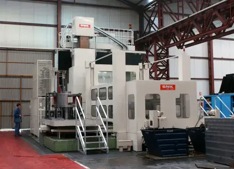 Centro de Mecanizado a 5 ejes SNK